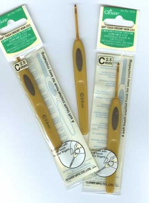 Clover - Soft Touch Crochet Hook - size 12/ 0.60mm - Needles and Hooks